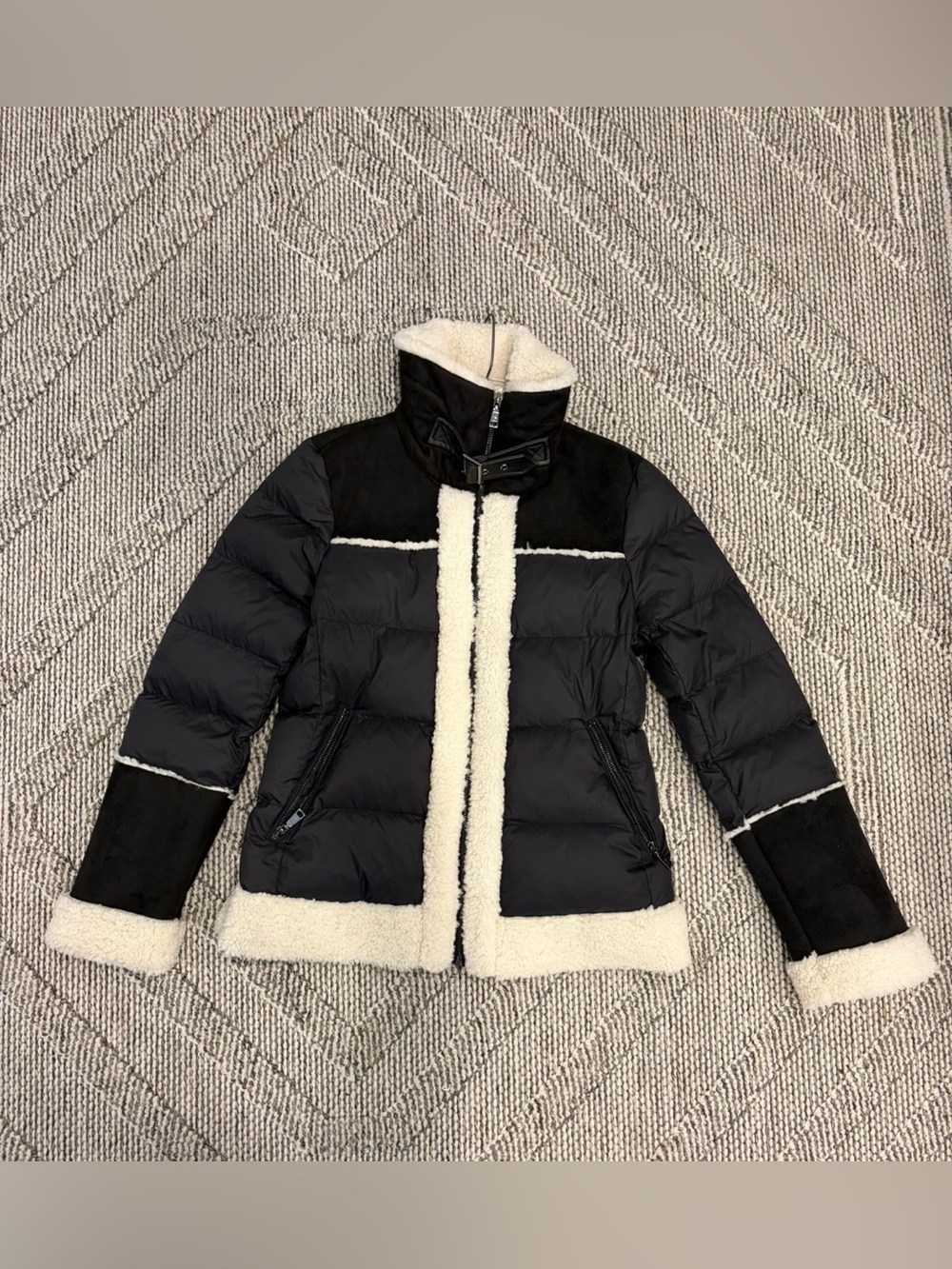 Tahari Selina mixed Media Jacket with Cream Sherpa Trim small
